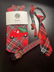 Christmas Dog Set – Collar, Bandana & Tie in Festive Plaid Red