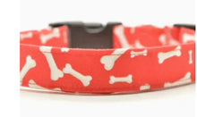 Red Dog Bones Collar